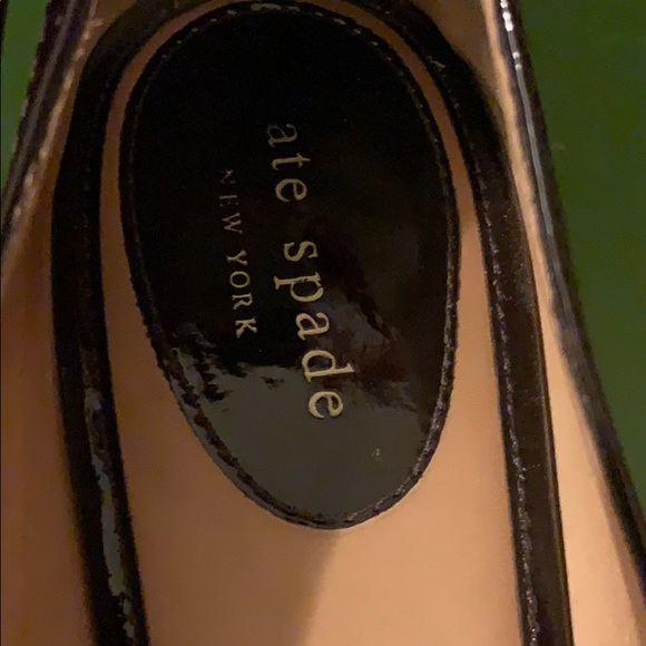 Kate Spade leather, Lacey, 9.5 new with box - Picture 3 of 5